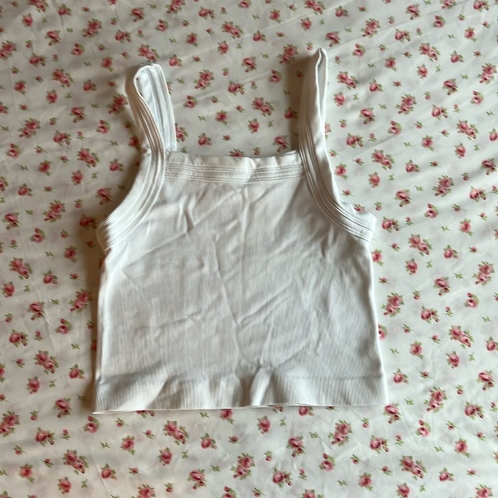 white cropped urban outfitters tank top